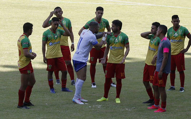 Municipal Vinto y Nacional Potosí en domingo