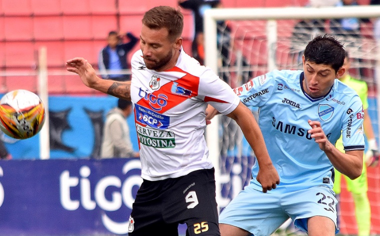 Nacional y el celeste chocan