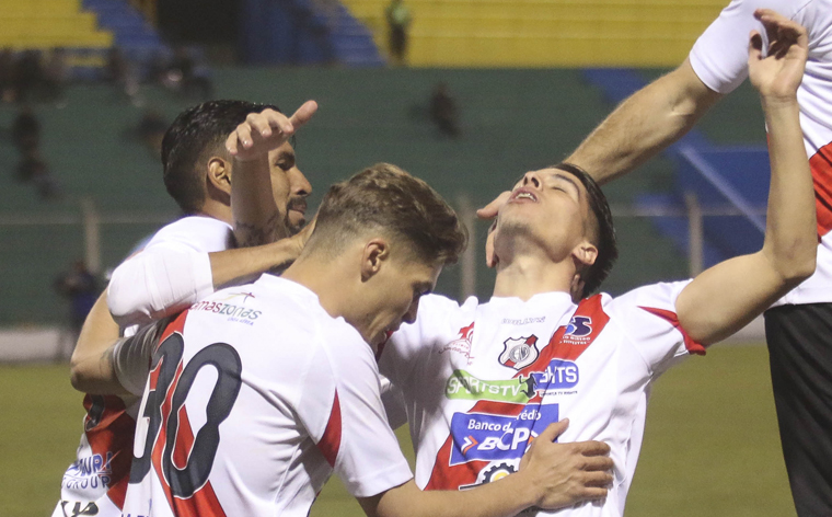 Partido 300 para Nacional