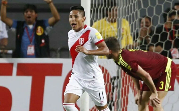 Perú rescató un punto