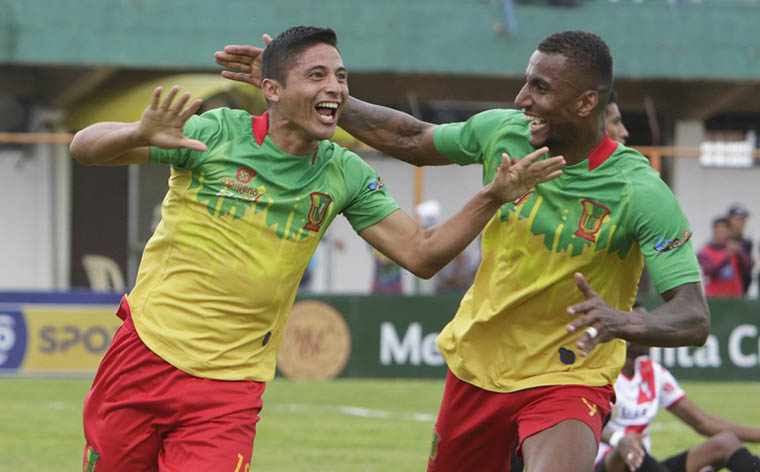 Quillacollo de fiesta y victoria