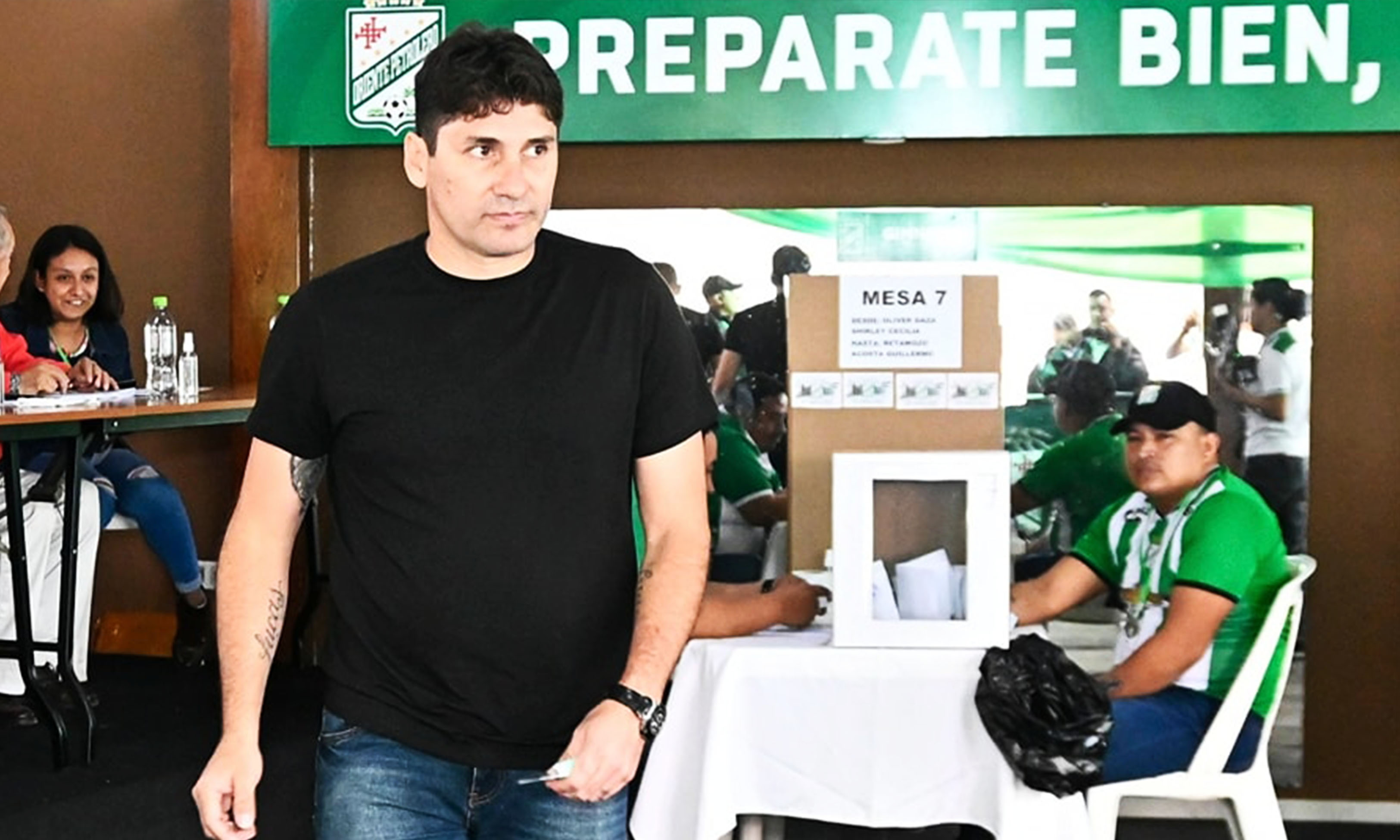 Raldes pidió licencia en Oriente Petrolero