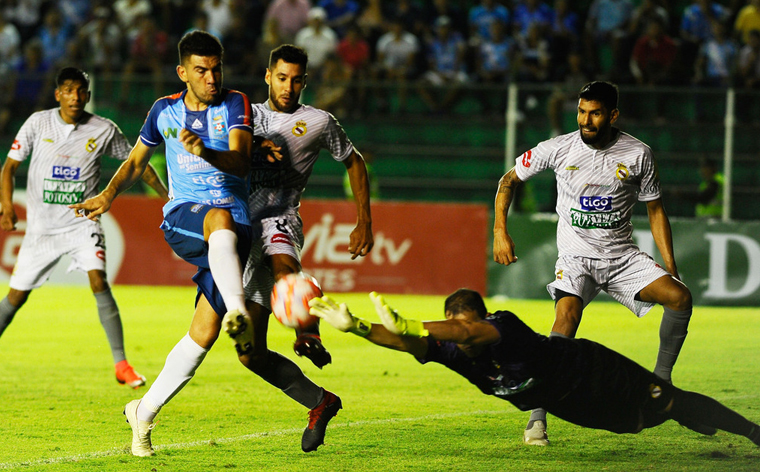 Real recibe a Blooming en Potosí