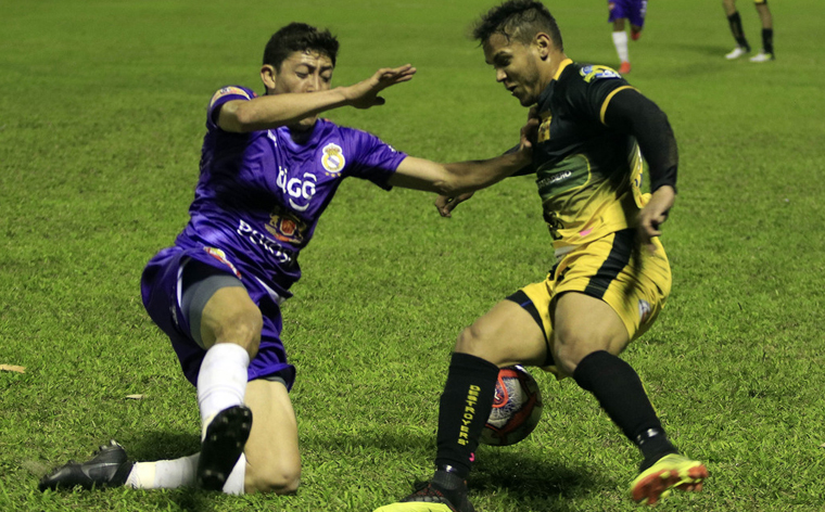 Real sigue haciendo hazañas 