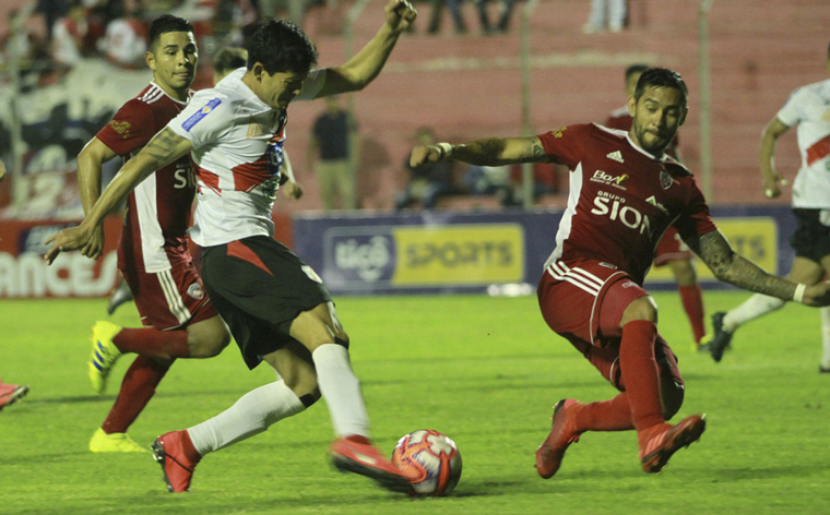 Royal Pari y Nacional hoy en Santa Cruz