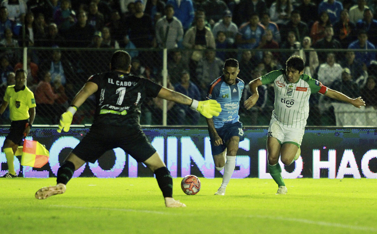 Sanción para el juez Flores