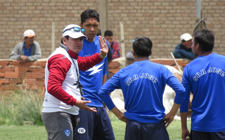 Santo de vuelta al trabajo