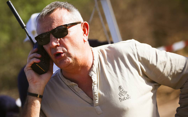 Se fue  Etienne Lavigne