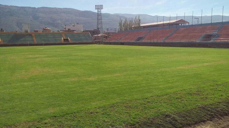 Se planea un reconocimiento de la cancha