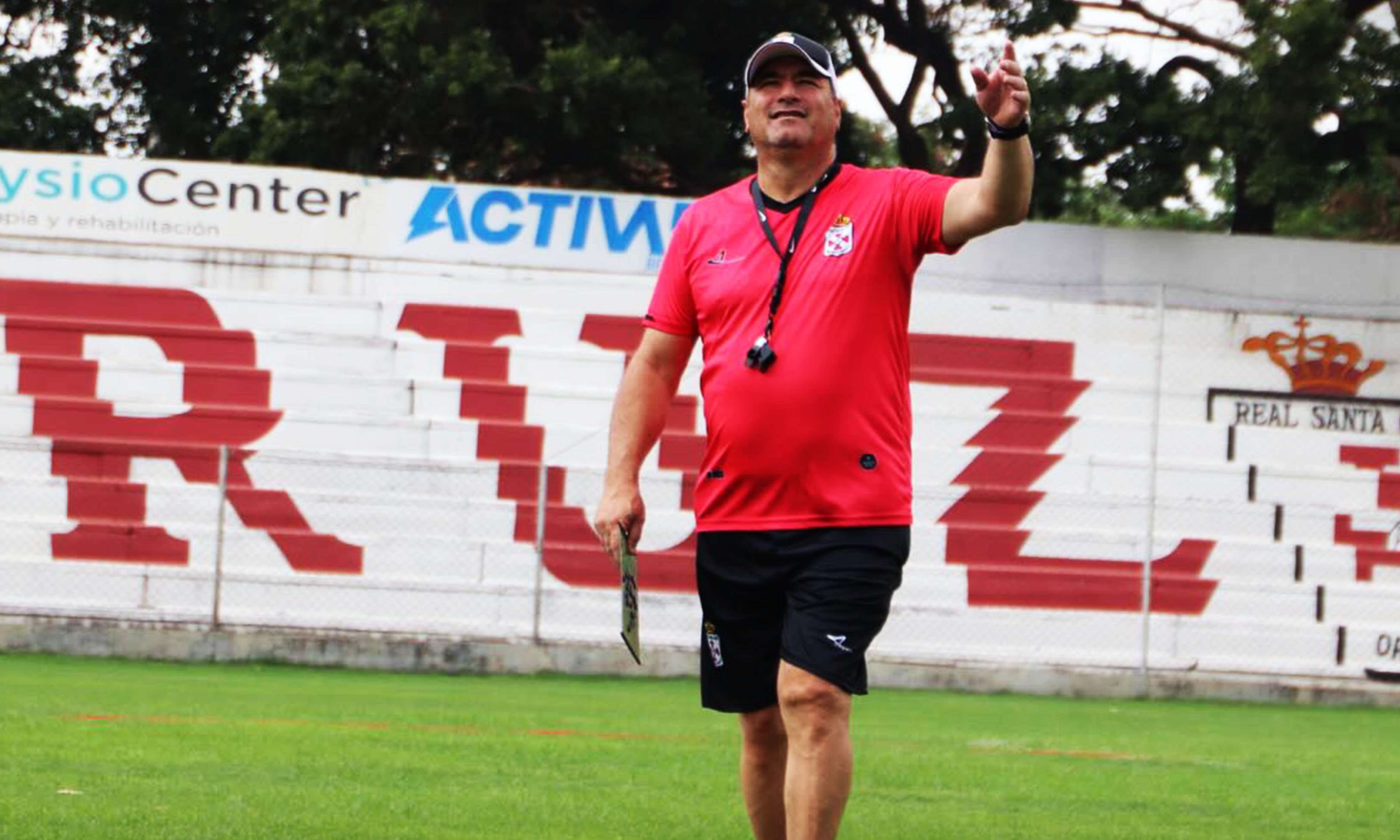 Se va de Real Santa Cruz 