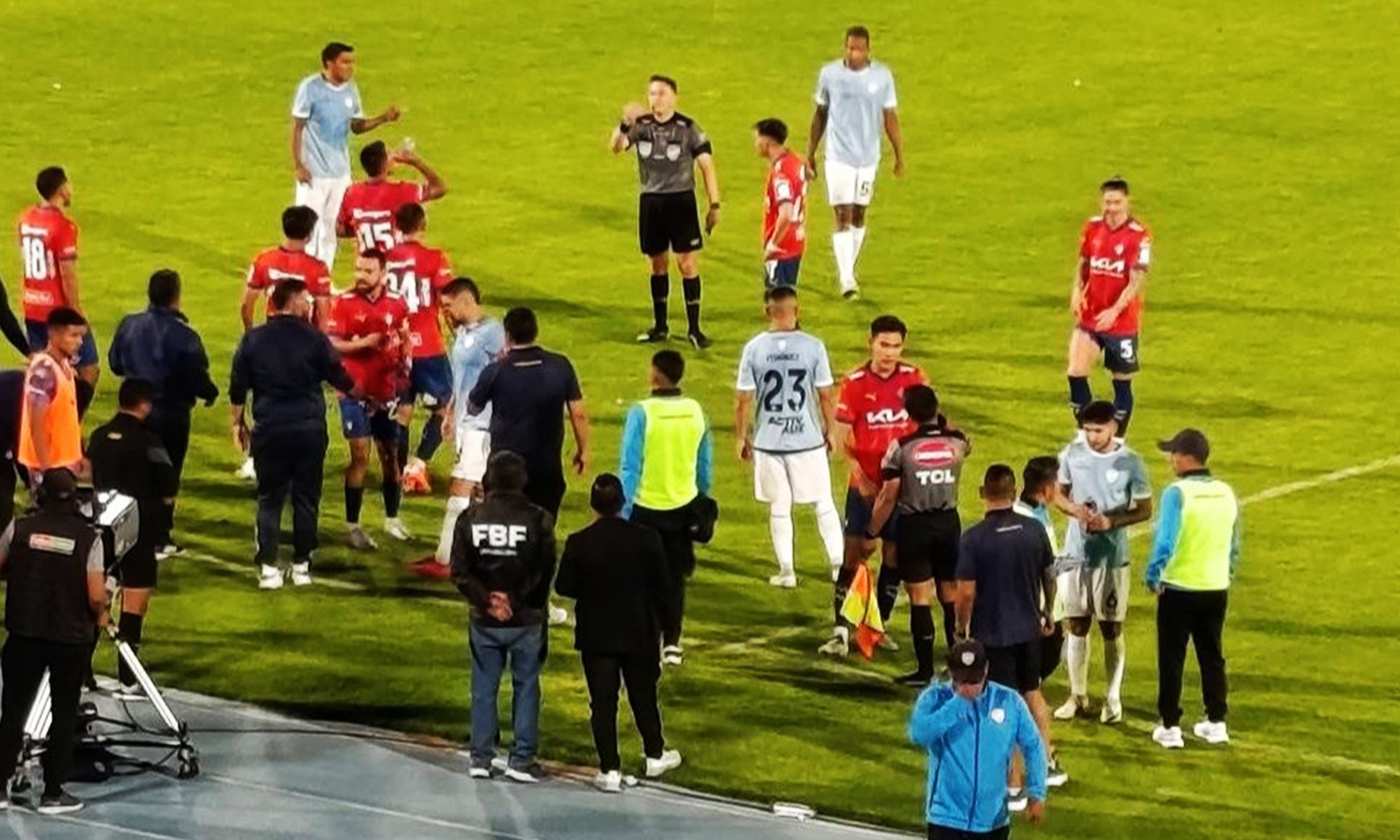 Son muchos los errores en el arbitraje nacional