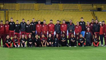 Always Ready en un choque inédito