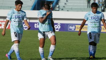 Aurora en caída libre