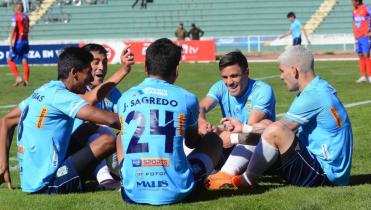 Blooming pagó un mes