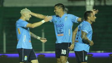 Blooming pierde seis jugadores