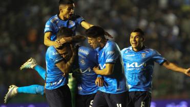 Blooming se quedó con el clásico cruceño