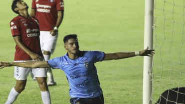 Blooming venció a Wilstermann 