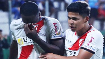 Blooming y Always Ready empataron en medio de una polémica