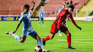 BOLIVAR  Vs UNIVERSITARIO DE VINTO en la Radio 