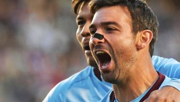 Bolívar da el primer golpe y vence a Gremio 3 a 2