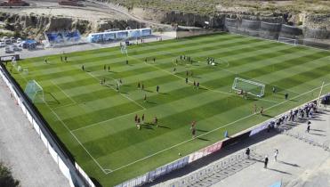 Bolívar entrenó en Ananta