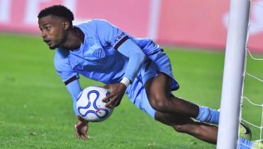 Bolívar pierde, empatando 