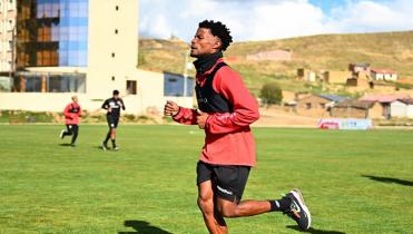 Brindó palabras de despedida 