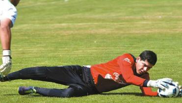 Carlos Lampe tiene ventaja