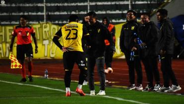 Chura celebra la victoria de The Strongest 