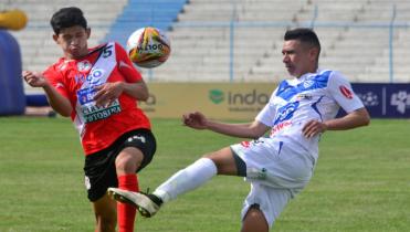 Clausen obligado a mover