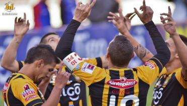 Con equipo completo