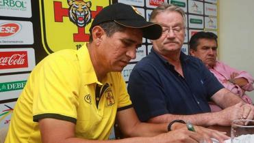 Demanda en contra de Real Santa Cruz 