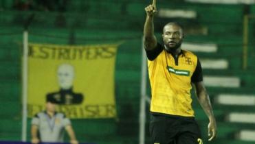 Destroyers fulminó a Oriente