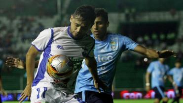 Duelo parejo en Santa Cruz
