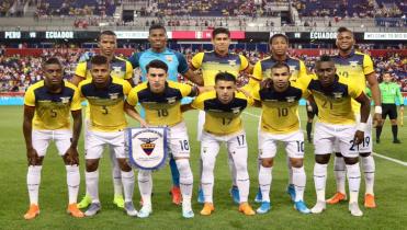 Ecuador presenta su equipo renovado
