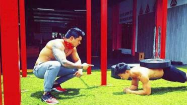 Ejercitándose con Cristian Nova