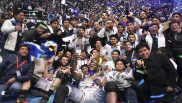 El campeón trabaja