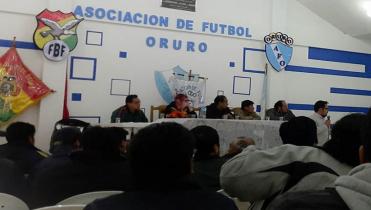 El destino en manos de los socios