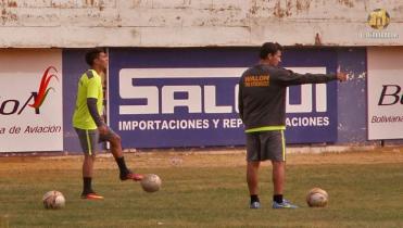 El grupo por delante