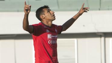 El Rojo viene con cuidados