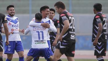 El Santo sonríe en el Bermúdez