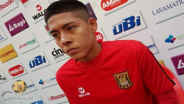 Feliz por el debut