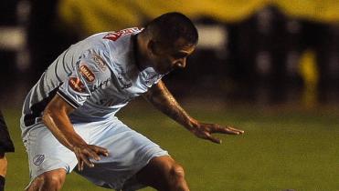 Flores juega hoy en Bolívar reserva