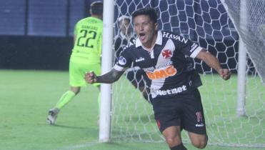 Gana con una estrecha diferencia