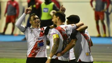 Ganaron en su cancha