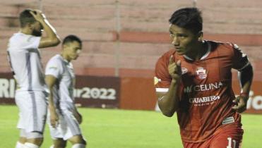 Guabirá huye del fondo