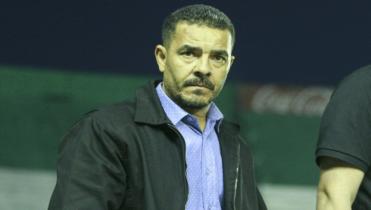 Guimaraes pone el cargo a disposición 