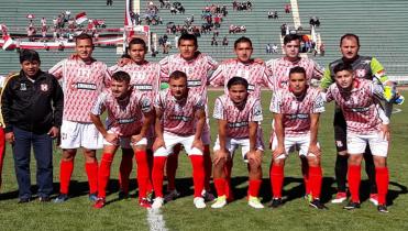 Independiente juega en Tarija