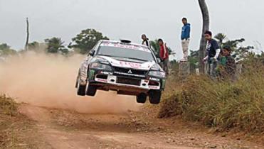 Inicia la travesía del GP Integración del Oriente 2015