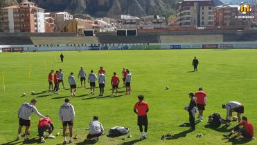 Ischia definió el equipo que va a Santa Cruz